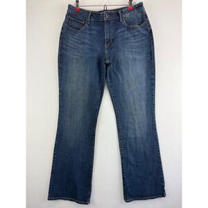 Levis Bold Curve Classic Boot Cut Jeans Womens 16/33 Medium Wash Denim Stretch